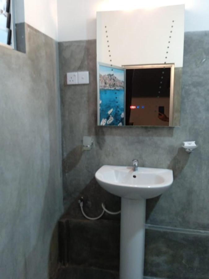 Sarah Holiday Resort Haldummulla Екстериор снимка