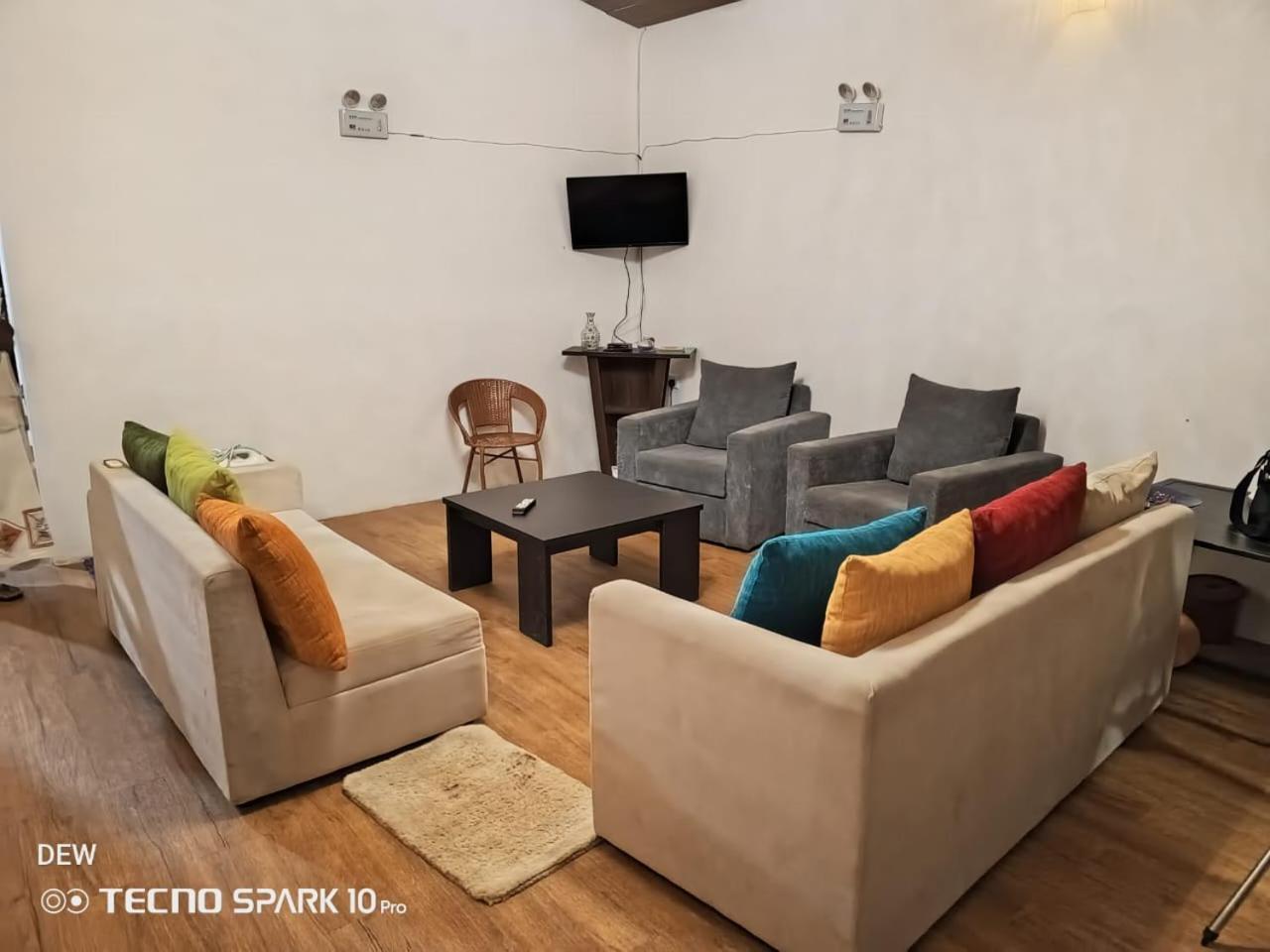 Sarah Holiday Resort Haldummulla Екстериор снимка